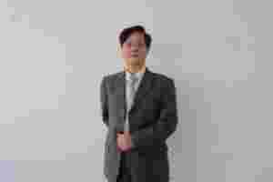 就業經驗數年，起名無數的起名大師周玄